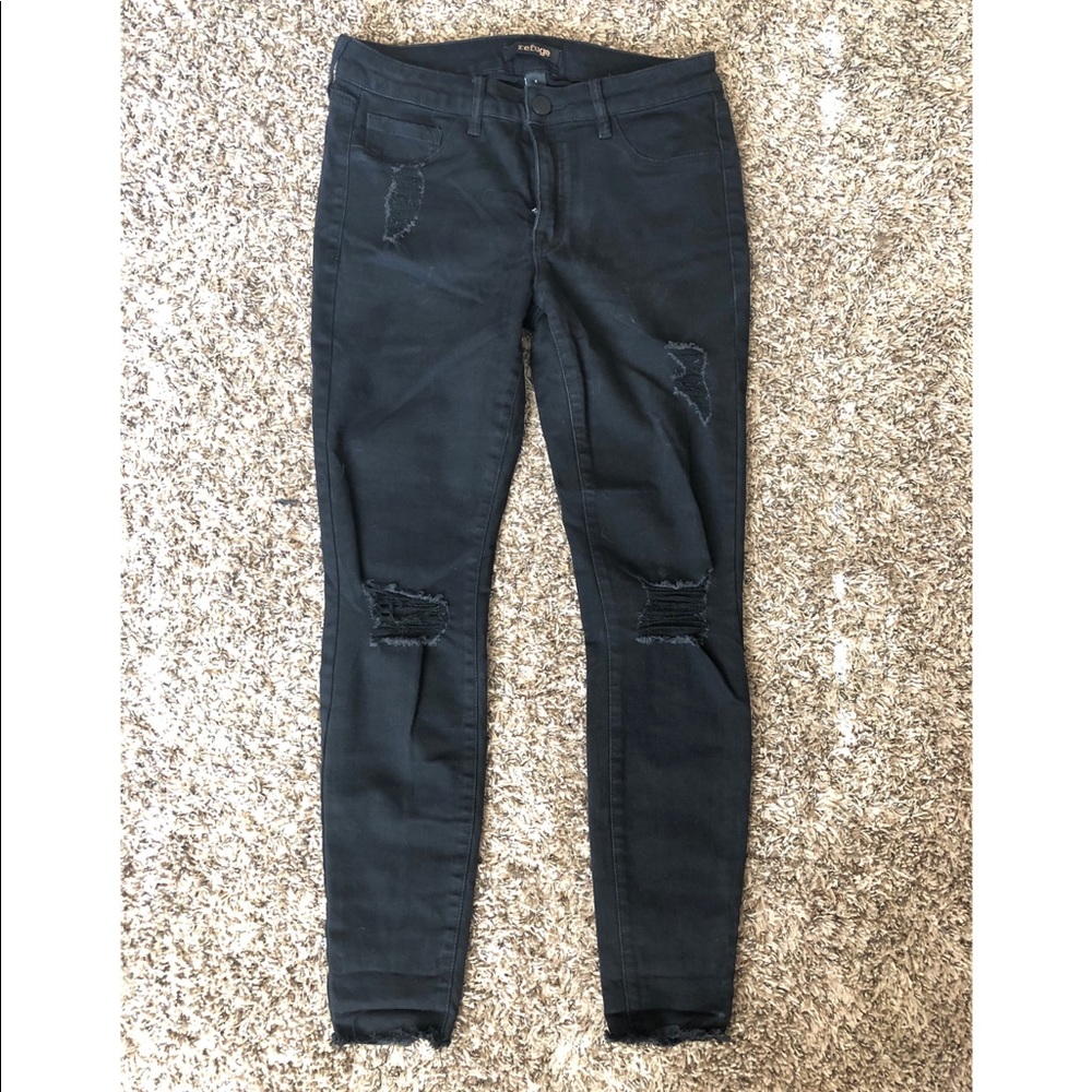 Black ripped jeans